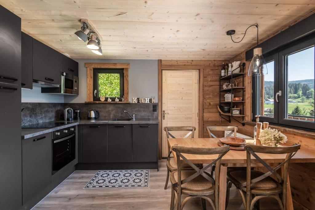 Charmant Chalet Cosy & Paisible En Pleine Nature - Refuge Idyllique Pour 5P Жерарме Екстер'єр фото